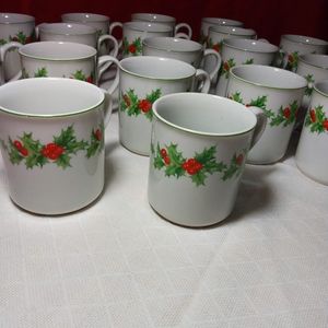Vintage Schmidt Christmas porcelain coffee cups made in Brasil